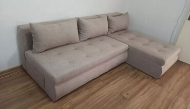 aksa krevetac za bebe: Ug. M. Minsk 240x150(sa rukonaslonima) 350 € Ug. M. Minsk 200 x