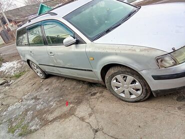 пассад б 5: Volkswagen Passat: 1999 г., 2.3 л, Механика, Газ, Универсал