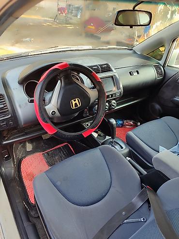 carnival 2021: Honda Jazz: 2004 г., Бензин, Хэтчбэк — 6