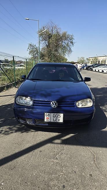 Volkswagen Golf: 1999 г., 1.6 л, Механика, Бензин, Хэтчбэк