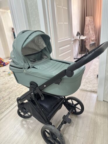 cybex easywalker: Коляска, цвет - Черный
