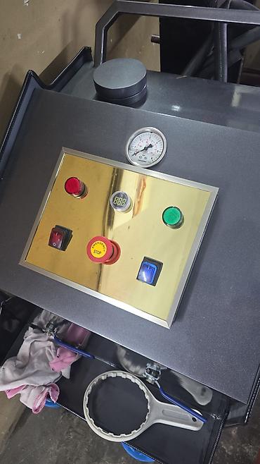 Avtomobil mühərriklərinin daxili yuyulması və təmizlənməsi üçün mobil
