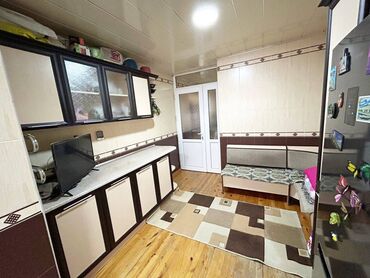 Köhnə tikili: Bakı, Bakıxanov qəs., 3 otaqlı, Köhnə tikili, m. Neftçilər, 70 kv. m — 10