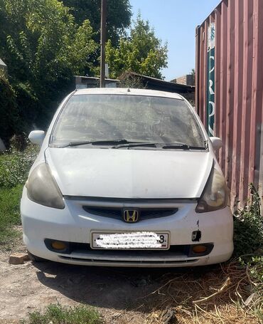 я ищу степ рф 1: Honda Fit: 2001 г., 1.3 л, Вариатор, Бензин