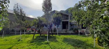 Bağ evlərinin kirayəsi: 120 kv. m, 4 otaqlı, Hovuzlu, Kombi, Qaz, İşıq
