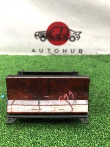 Другие автозапчасти: Пепельница Mercedes-Benz E-CLASS W210 3.2 104 1998 (б/у)