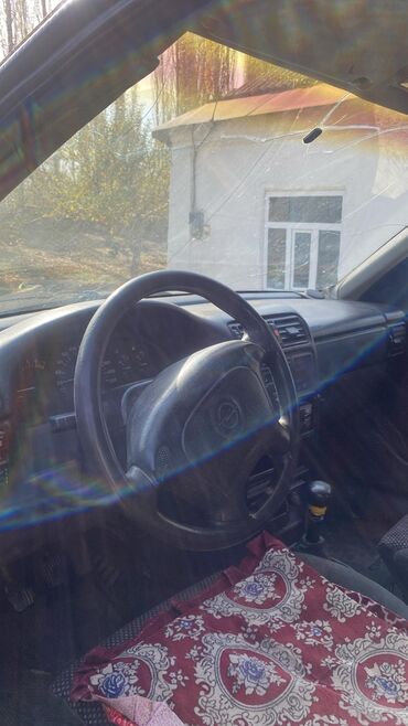 Другие детали салона: Opel (салон, интерьер) Предлагается автомобиль с классическим — 3