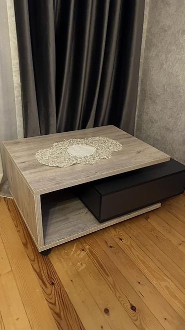 tək stol: Dördbucaq masa, Açılmayan, Təkərli, Teksturalı laminat, Zəmanətsiz — 3