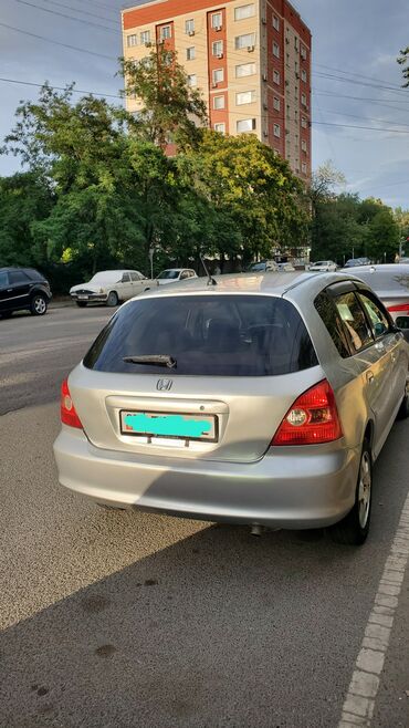 Honda: Honda Civic: 2002 г., 1.5 л, Автомат, Газ, Хэтчбэк — 3