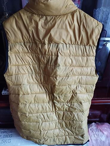 Kişi geyimləri: Bershka Menswear kişi jileti - Model: yastı tikişli, quilted jilet - — 1