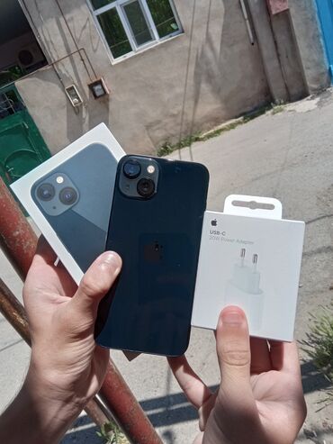 Apple iPhone: IPhone 13, 128 GB, Qara, Face ID