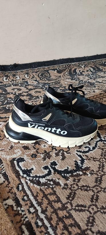 Krasofkalar və idman ayaqqabıları: Vientto idman ayaqqabısı - Model: Vientto TM Sport Performance - — 2