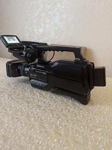 sony linza: Sony peşəkar videokamera – Full HD 1920x1080 Xüsusiyyətlər: - Sensor — 2