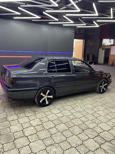 1 mz: Volkswagen Vento: 1993 г. — 7