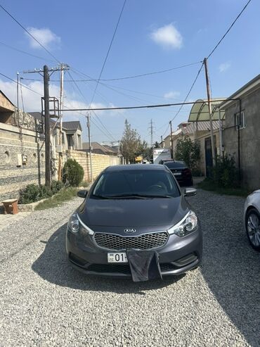 Kia: Kia Forte: 1.8 l | 2015 il Sedan — 18