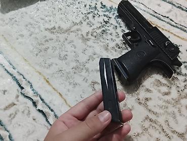 нужные вещи: Игрушечный пистолет-тактический (стилизованный под Desert Eagle) - — 3