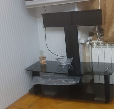 tv stand: İşlənmiş, TV altlığı, Azərbaycan