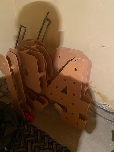 Dekorlar və bəzəklər: 4 dekor 1 -10 a kimi rəqəmlər Görduyunuz hər şey bir qiymətə qeyd — 10