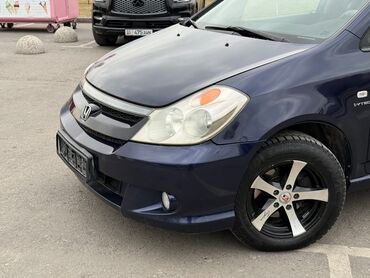 Honda: Honda Stream: 2005 г., 2 л, Типтроник, Бензин, Минивэн — 3