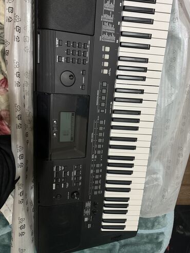 синтезатор 510: Продаю синтезатор YAMAHA модель psr E 463. Новый никто не пользовался