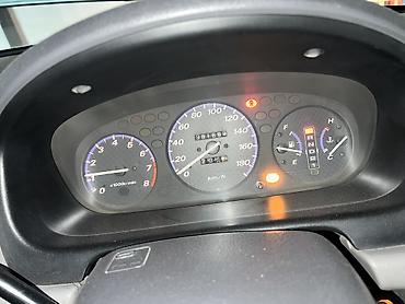 low ll: Honda CR-V: 2000 г., 2 л, Автомат, Газ, Внедорожник — 8