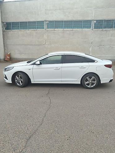 Hyundai: Hyundai Sonata: 2019 г., Седан — 5