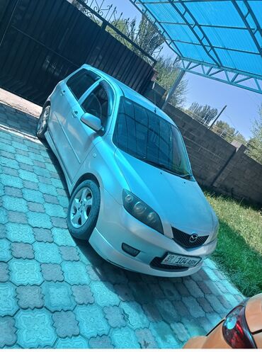 мазда требут: Mazda 3: 2004 г., 1.5 л, Автомат, Бензин, Хэтчбэк