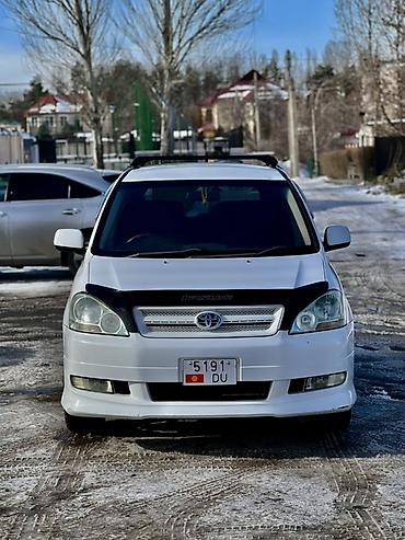 Toyota: Toyota Ipsum: 2003 г., 2.4 л, Автомат, Бензин, Минивэн — 7