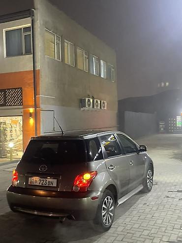 Toyota: Toyota ist: 2004 г., 1.5 л, Механика, Бензин, Хэтчбэк — 1