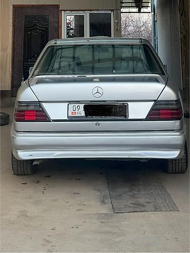 Mercedes-Benz: Mercedes-Benz W124: 1992 г., 2 л, Механика, Бензин, Седан — 2