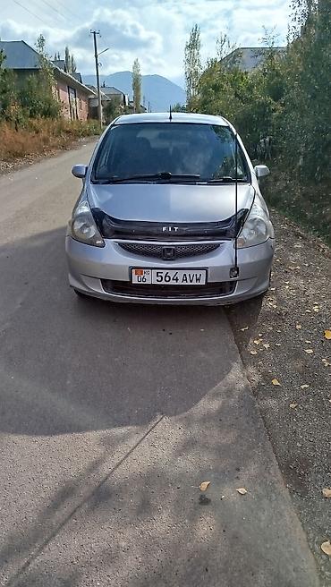 Honda: Honda Fit: 2002 г., 1.3 л, Вариатор, Бензин, Хэтчбэк — 2