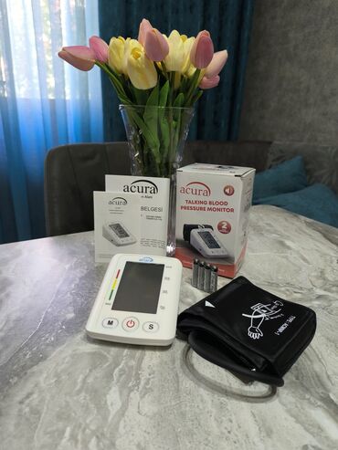 Yerimək üçün arabalar, çəliklər, əsalar, rollatorlar: Elektron təzyiq aparatı.Seslidir(danışır) həm telefon adoptoruyla,hem