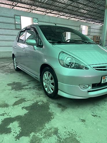 sprinter 315: Honda Jazz: 2004 г., 1.4 л, Механика, Бензин, Хэтчбэк — 1