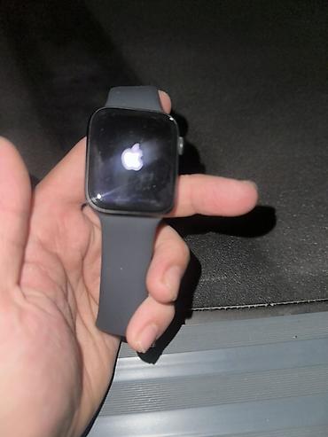 кожух видеокарты: Срочно продаю насчет скидки договоримся! Apple Watch SE 3 (GPS), цвет — 3