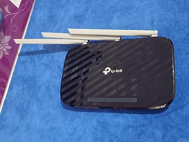 Модемы и сетевое оборудование: Wi‑Fi роутер TP‑Link (серия Archer/серый низ, глянцевая чёрная крышка — 3