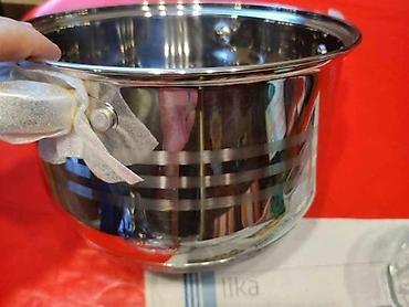 Kompleti posuđa: 08. Cena: 10500din Set posuđa od 12 delova – izrađen je od — 10