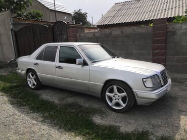 полировщик авто: Mercedes-Benz W124: 1995 г., Седан