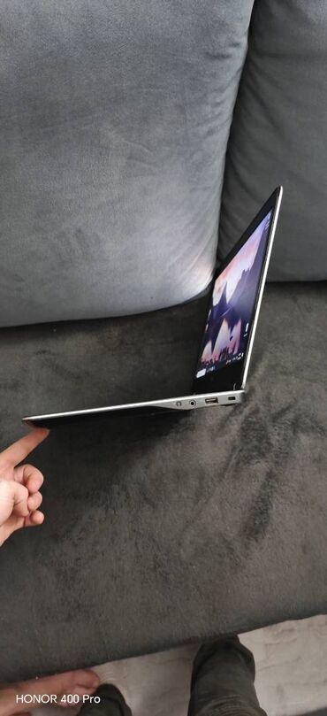 Dell: Intel Core i5, 8 GB OZU, 14 " — 6