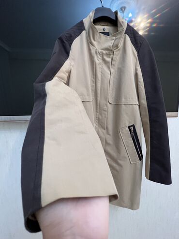 Plaşlar: Plaş kurtka. Koton’dan alinib. Razmer 36. Yeni S razmerdir. Çox az — 8