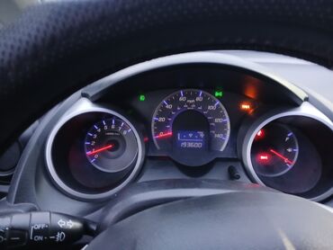 Honda: Honda Fit: 2009 г., 1.5 л, Автомат, Бензин, Хэтчбэк — 9