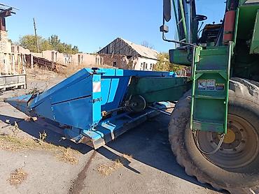 яшик инструмент: Кукурузная жатка на комбайн John Deere - Тип: кукурузная жатка — 4