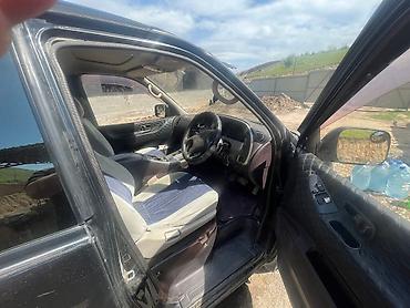 largo: Nissan Largo: 1995 г., 2.4 л, Автомат, Бензин, Минивэн — 5