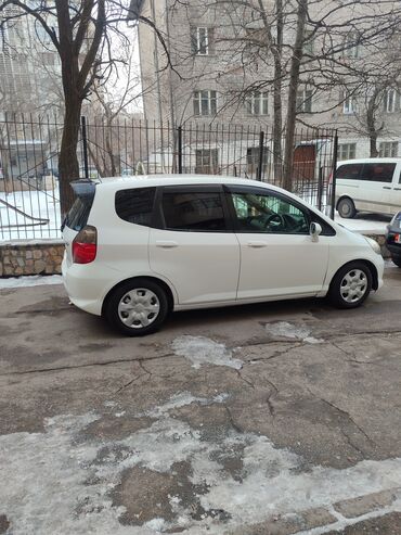 Honda: Honda Fit: 2002 г., 1.3 л, Автомат, Бензин, Универсал