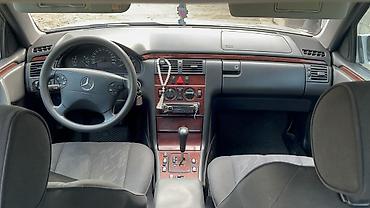 трактир 82 1: Mercedes-Benz E-Class: 1999 г., 2.2 л, Автомат, Дизель, Седан — 6