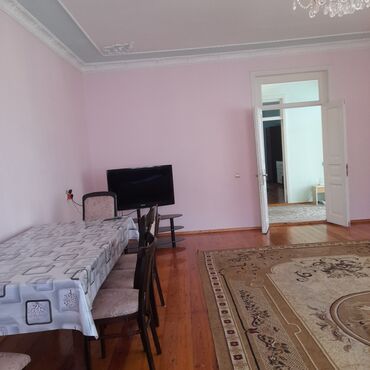 Günlük kirayə evlər: 250 kv. m, 5 otaqlı, Artezian quyusu, Kombi, İnternet -da lalafo.az — 5 Günlük kirayə evlər: 250 kv. m, 5 otaqlı, Artezian quyusu, Kombi, İnternet — 5