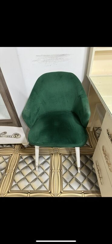 Kreslolar: Kreslo, Vеlur parça