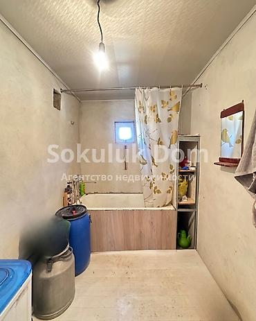Продажа коттеджей и домов: 🏠Продается дом в с. Сокулук 🟡 Комнаты: 3 🟡 Участок: 9 соток 🟡 — 12