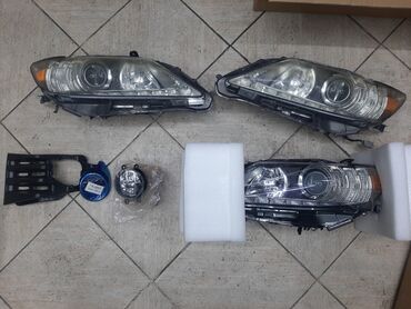 лампа для ноктей: Комплект передних фар Lexus 2013 г., Новый, Оригинал, ОАЭ