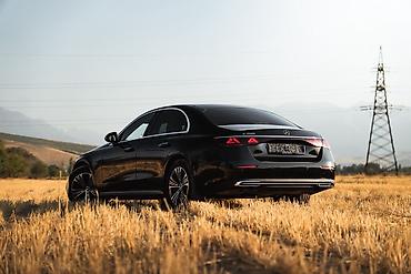 byd e1: Mercedes-Benz E-Class: 2024 г., 2 л, Автомат, Гибрид, Седан — 5