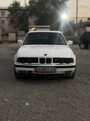 машина сивик: BMW 5 series: 1988 г., 2.5 л, Механика, Бензин